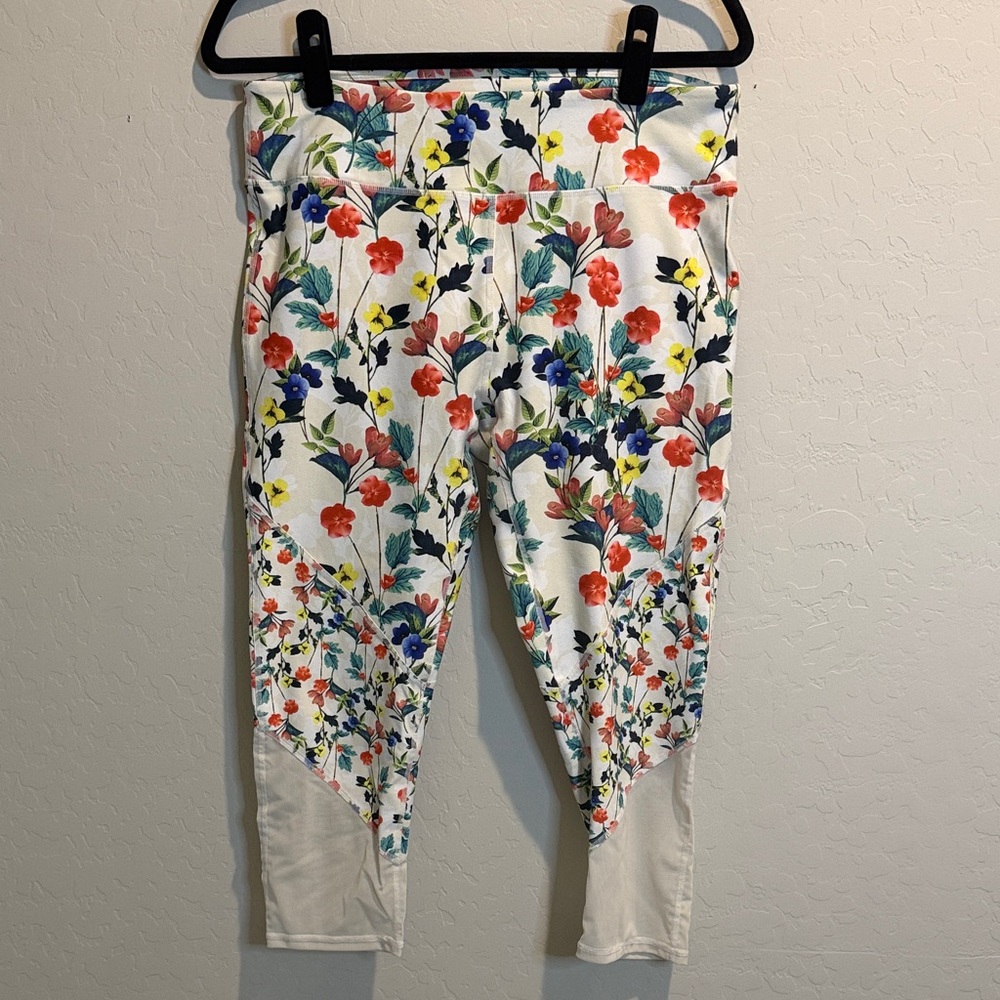 Fabletics floral leggings